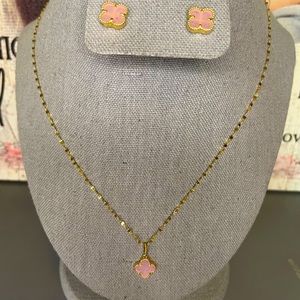 18K yellow gold pink clover set
